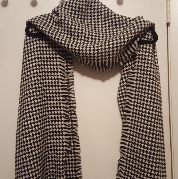 NWOT Wrap - Picture 2 of 6